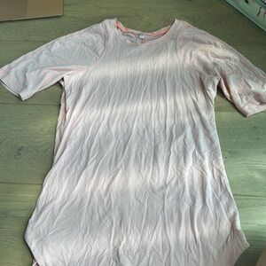 lululemon athletic t shirt size 4